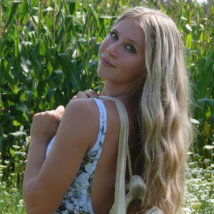 Meet your Posher, Ashlee